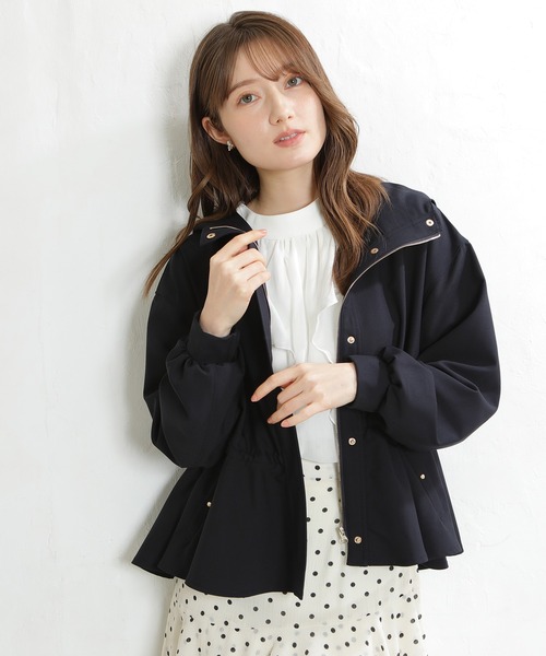 ASTORIA ODIER(アストリアオディール)の「ペプラムマウンテンパーカー(マウンテンパーカー・レディース・ネイビー/アイボリー・MEDIUM)」の12枚目の写真