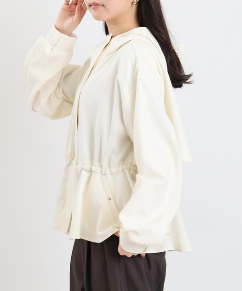 ASTORIA ODIER(アストリアオディール)の「ペプラムマウンテンパーカー(マウンテンパーカー・レディース・ネイビー/アイボリー・MEDIUM)」の21枚目の写真