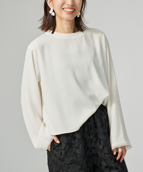 VERMEIL par iena(ヴェルメイユパーイエナ)の「Compact Satin Top(シャツ/ブラウス・レディース・ブラック/ホワイト・FREE)」の12枚目の写真