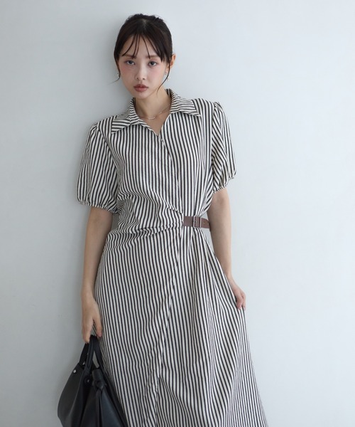 krahe(クレーエ)の「ストライプ柄カシュクールシャツワンピース(ワンピース・レディース・ブルー/ブラウン/ブラック・FREE)」の14枚目の写真