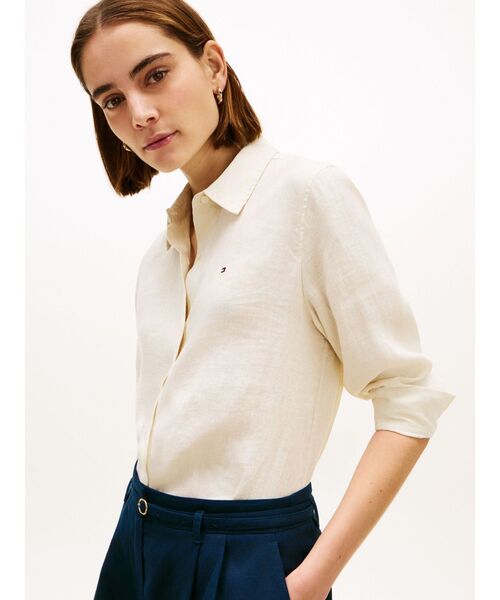 TOMMY HILFIGER(トミーヒルフィガー)の「リネンリラックスシャツ(シャツ/ブラウス・レディース・ピンク/ホワイト/ブルー・38inch/36inch/34inch/32inch)」の4枚目の写真