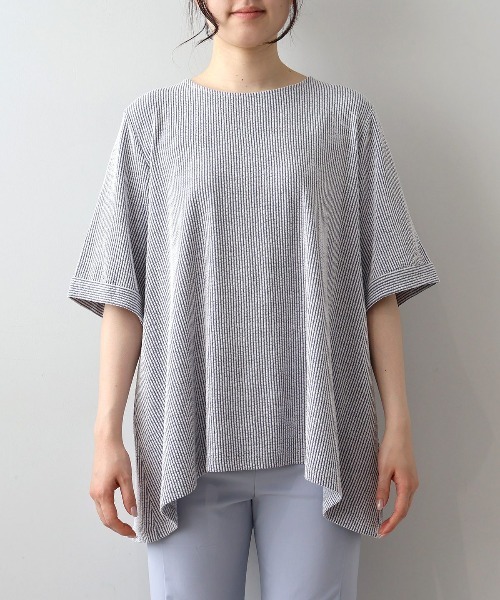 MB mint breeze（エムビーミントブリーズ）の「【LL～6L 大きいサイズ】【WEB限定】カットソーサッカープルオーバー（Tシャツ/カットソー・レディース・ベージュ/サックスブルー/ネイビー・3L/LL/5L/4L/6L）」の4枚目の写真