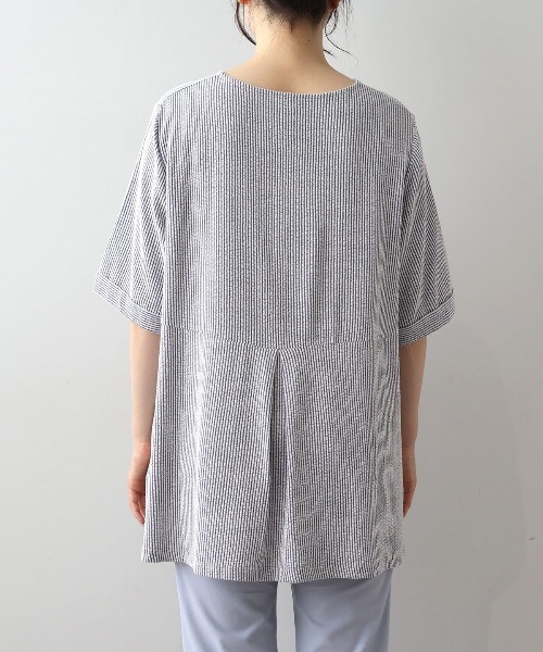 MB mint breeze（エムビーミントブリーズ）の「【LL～6L 大きいサイズ】【WEB限定】カットソーサッカープルオーバー（Tシャツ/カットソー・レディース・ベージュ/サックスブルー/ネイビー・3L/LL/5L/4L/6L）」の6枚目の写真