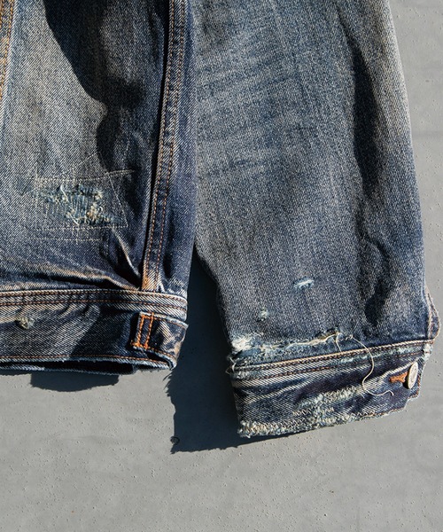 TMT(ティーエムティー)の「12oz SOFT DENIM TRUCKER JACKET(VINTAGE processing.)(デニムジャケット・メンズ・ライトインディゴブルー・MEDIUM/LARGE/X-LARGE)」の7枚目の写真