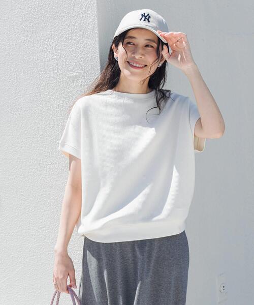 URBAN RESEARCH DOORS(アーバンリサーチドアーズ)の「タックフライスフレンチTシャツ(Tシャツ/カットソー・レディース・ネイビー/ナチュラル/レッド系その他/ブルー・FREE)」の2枚目の写真