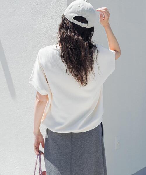 URBAN RESEARCH DOORS(アーバンリサーチドアーズ)の「タックフライスフレンチTシャツ(Tシャツ/カットソー・レディース・ネイビー/ナチュラル/レッド系その他/ブルー・FREE)」の22枚目の写真