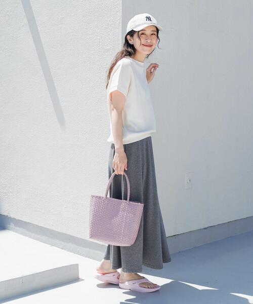 URBAN RESEARCH DOORS(アーバンリサーチドアーズ)の「タックフライスフレンチTシャツ(Tシャツ/カットソー・レディース・ネイビー/ナチュラル/レッド系その他/ブルー/チャコールグレー/オレンジ系その他・FREE)」の22枚目の写真