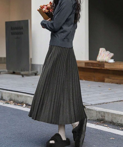 murir(ミュリール)の「Aラインプリーツ ロングスカート(スカート・レディース・グレー・MEDIUM)」の1枚目の写真