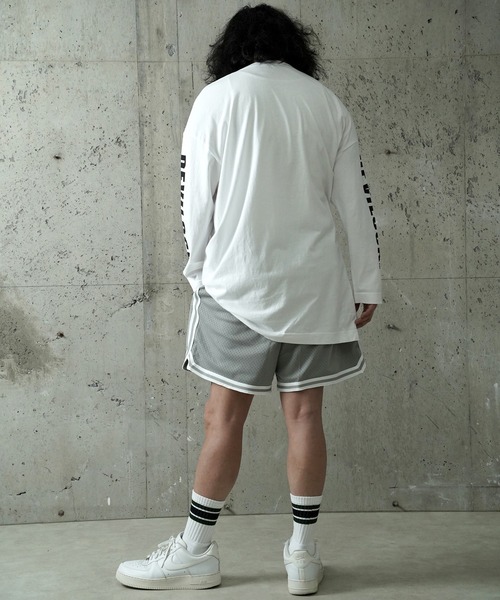 DEVILOCK(デビロック)の「DEVILOCK SLEEVE LOGO BIG TEE(Tシャツ/カットソー・メンズ・ブラック/ホワイト・FREE)」の11枚目の写真