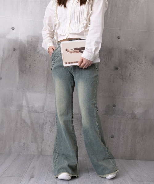 Miniministore(ミニミニストア)の「裾フリンジフレアデニムパンツ ローエッジ(デニムパンツ・レディース・ブラック/サックスブルー・L/S/M)」の21枚目の写真
