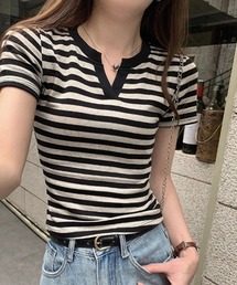 ボーダーVネックTシャツ