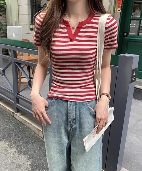mielu(ミエル)の「ボーダーVネックTシャツ(Tシャツ/カットソー・レディース・ブラック/レッド・LARGE/MEDIUM)」の11枚目の写真