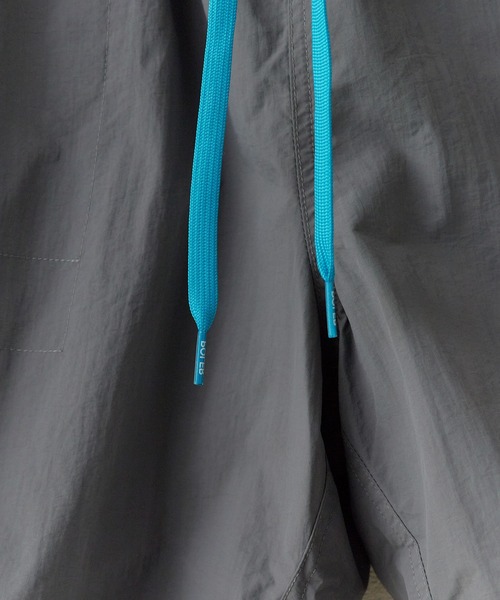 POLeR(ポーラー)の「POLeR/ポーラー NYLON WIDE STUFF SHORTS 6inch ナイロンワイドスタッフショーツ 2026年 夏 夏服(その他パンツ・メンズ・ブラック/ネイビー/グレー/オリーブ/サーモンピンク・M/L/XL)」の18枚目の写真