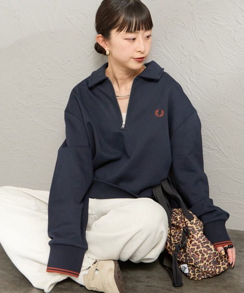 FRED PERRY（フレッドペリー）の「【WEB限定】[FRED PERRY/フレッドペリー] ハーフジップ ポロカラースウェット（スウェット・レディース・ネイビー/アイボリー・M/S/L）」の16枚目の写真