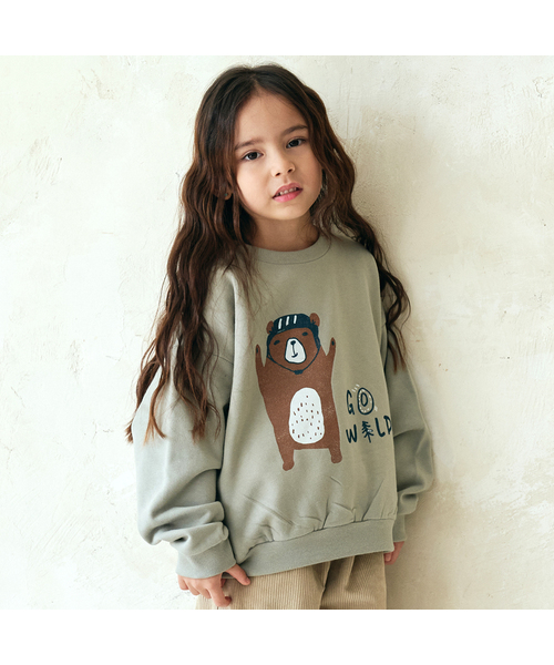 BEACHESAND CREAM KIDS(ビーチスアンドクリームキッズ)の「ワイルドベア スウェット - グレイッシュカーキ(bear hug MTM グレイッシュカーキ)(スウェット・レディース・カーキ・MEDIUM/SMALL)」の1枚目の写真