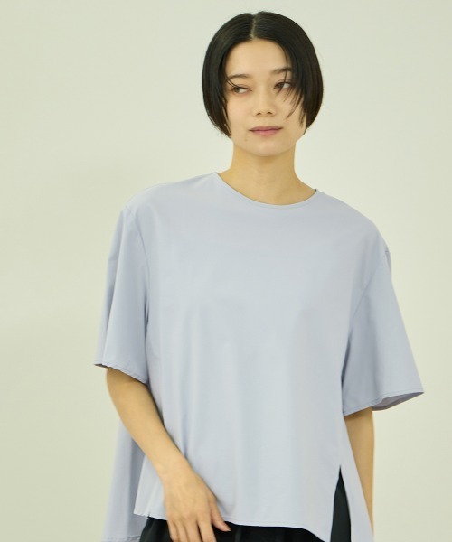 VICKY(ビッキー)の「UVカット接触冷感4WAYブルオーバー(シャツ/ブラウス・レディース・ブルー/オフホワイト/ブラック/ブラウン・M)」の4枚目の写真
