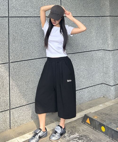 FUZZY SCAN（ファジスキャン）の「シグニチャーバミューダパンツブラック（その他パンツ・レディース・ブラック・ONE SIZE/TWO）」の11枚目の写真