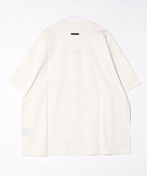FOG ESSENTIALS(エフオージーエッセンシャルズ)の「フィア オブ ゴッド エッセンシャルズ 【Fear of God ESSENTIALS】- 半袖Tシャツ【SIGNATURE 90'S SHORT SLEEVE TEE IVORY 125SP264593F】(Tシャツ/カットソー・メンズ・アイボリー・M/L)」の5枚目の写真