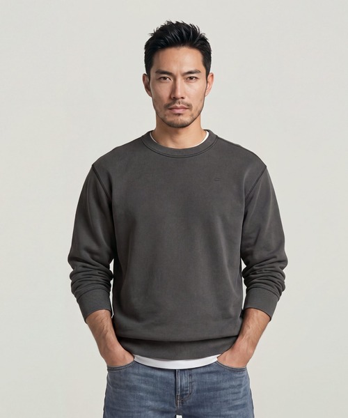 G-STAR（ジースター）の「Unit Washed Sweater/ウォッシュ加工スウェット/トレーナー（スウェット・メンズ・ダークブラック/グリーン系その他・X-SMALL/X-LARGE/LARGE/SMALL/MEDIUM）」の2枚目の写真