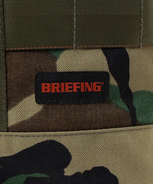 BEAMS GOLF（ビームスゴルフ）の「【別注】BRIEFING / WOODLAND CAMOUFLAGE トートバッグ（トートバッグ・レディース・その他・ONE SIZE）」の6枚目の写真
