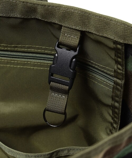 BEAMS GOLF（ビームスゴルフ）の「【別注】BRIEFING / WOODLAND CAMOUFLAGE トートバッグ（トートバッグ・レディース・その他・ONE SIZE）」の11枚目の写真