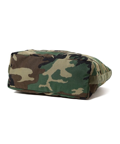 BEAMS GOLF（ビームスゴルフ）の「【別注】BRIEFING / WOODLAND CAMOUFLAGE トートバッグ（トートバッグ・レディース・その他・ONE SIZE）」の13枚目の写真