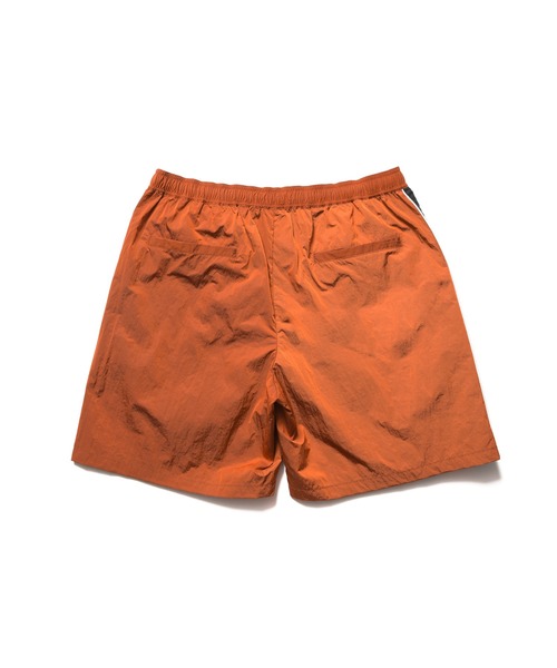 F.C.Real Bristol(エフシーレアルブリストル)の「NYLON CHAMBRAY PRACTICE SHORTS(その他パンツ・メンズ・ブラック/オレンジ/チャコールグレー・MEDIUM/LARGE/SMALL/XX-LARGE/X-LARGE)」の6枚目の写真