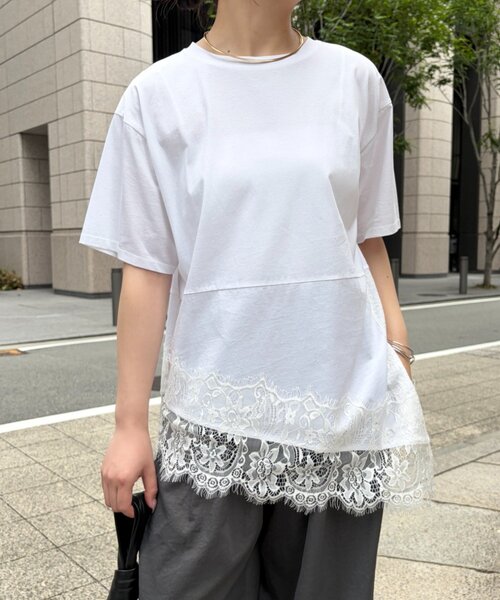 Jena espace merveilleux(ジェナ エスパスメルヴェイユ)の「裾レース切替カットソー(Tシャツ/カットソー・レディース・ベージュ/ブラック/オフホワイト・FREE)」の1枚目の写真