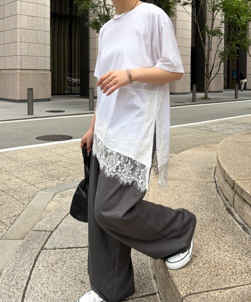 Jena espace merveilleux(ジェナ エスパスメルヴェイユ)の「裾レース切替カットソー(Tシャツ/カットソー・レディース・ベージュ/ブラック/オフホワイト・FREE)」の5枚目の写真