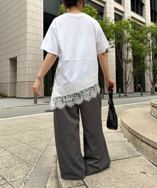 Jena espace merveilleux(ジェナ エスパスメルヴェイユ)の「裾レース切替カットソー(Tシャツ/カットソー・レディース・ベージュ/ブラック/オフホワイト・FREE)」の6枚目の写真