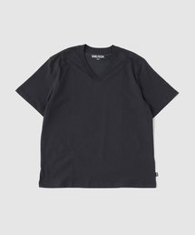 SHELTECH（シェルテック）の「SHELTECH×JOURNAL STANDARD 別注 SOLID Vネック Tシャツ（Tシャツ/カットソー）」
