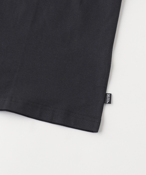 SHELTECH(シェルテック)の「SHELTECH×JOURNAL STANDARD 別注 SOLID Vネック Tシャツ(Tシャツ/カットソー・メンズ・ホワイト/ブラック系その他・MEDIUM/LARGE)」の4枚目の写真