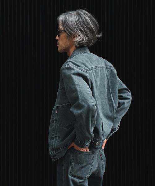 Levi's(リーバイス)の「Levi’s(リーバイス) 別注 2nd Type トラッカー ジャケット ASH BLACK(デニムジャケット・メンズ・チャコールグレー・XX-LARGE/X-LARGE/LARGE/MEDIUM/SMALL/X-SMALL)」の12枚目の写真