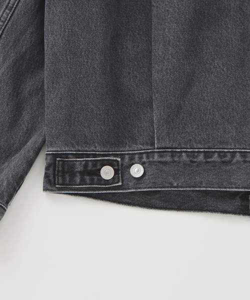 Levi's(リーバイス)の「Levi’s(リーバイス) 別注 2nd Type トラッカー ジャケット(デニムジャケット・メンズ・チャコールグレー・XX-LARGE/X-LARGE/LARGE/MEDIUM/SMALL/X-SMALL)」の2枚目の写真