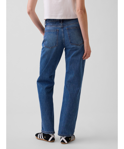 GAP(ギャップ)の「ミッドライズ ストレート テーパードデニム(デニムパンツ・レディース・インディゴブルー・26/25/24/23)」の4枚目の写真