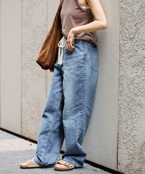 FRAMeWORK(フレームワーク)の「BIG JOHN×BETTER THAN GOOD SLEEK WIDE LEG デニム(デニムパンツ・レディース・ブルー・MEDIUM/SMALL)」の13枚目の写真