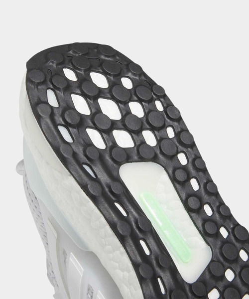 adidas(アディダス)の「ウルトラブースト 1.0 / Ultraboost 1.0 / アディダス adidas(スニーカー・メンズ・ホワイト・24.5cm/25.0cm/25.5cm/26.0cm/26.5cm/27.0cm/27.5cm/28.0cm/28.5cm/29.0cm)」の8枚目の写真
