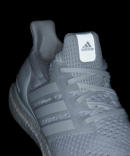 adidas(アディダス)の「ウルトラブースト 1.0 / Ultraboost 1.0 / アディダス adidas(スニーカー・メンズ・ホワイト・24.5cm/25.0cm/25.5cm/26.0cm/26.5cm/27.0cm/27.5cm/28.0cm/28.5cm/29.0cm)」の10枚目の写真