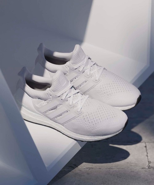 adidas(アディダス)の「ウルトラブースト 1.0 / Ultraboost 1.0 / アディダス adidas(スニーカー・メンズ・ホワイト・24.5cm/25.0cm/25.5cm/26.0cm/26.5cm/27.0cm/27.5cm/28.0cm/28.5cm/29.0cm)」の13枚目の写真