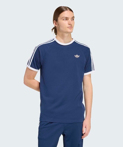adidas(アディダス)の「スリーストライプス Tシャツ / アディダスオリジナルス adidas Originals(Tシャツ/カットソー・メンズ・ブルー・X-LARGE/X-SMALL/XX-LARGE/MEDIUM/SMALL/LARGE/3XL)」の3枚目の写真