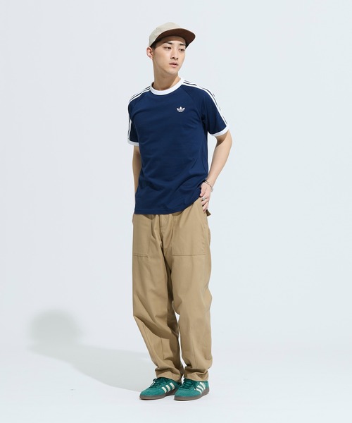 adidas(アディダス)の「スリーストライプス Tシャツ / アディダスオリジナルス adidas Originals(Tシャツ/カットソー・メンズ・ブルー・X-LARGE/X-SMALL/XX-LARGE/MEDIUM/SMALL/LARGE/3XL)」の2枚目の写真
