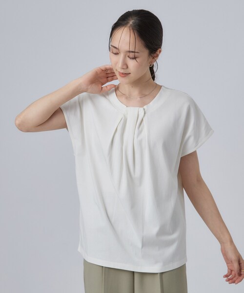 SHOO・LA・RUE(シューラルー)の「【前後2WAY/S-LL/洗濯機可】楽に着られて好印象 やわらかトップス(Tシャツ/カットソー・レディース・ホワイト/ブラック/ブラウン系/ブルーグリーン・01/02/03/04)」の16枚目の写真