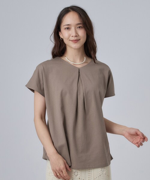 SHOO・LA・RUE(シューラルー)の「【前後2WAY/S-LL/洗濯機可】楽に着られて好印象 やわらかトップス(Tシャツ/カットソー・レディース・ホワイト/ブラック/ブラウン系/ブルーグリーン・01/02/03/04)」の19枚目の写真