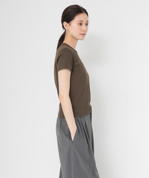 URBAN RESEARCH(アーバンリサーチ)の「new basic BABY SKIN T-SHIRTS(Tシャツ/カットソー・レディース・ネイビー/カーキ/オフホワイト・FREE)」の7枚目の写真