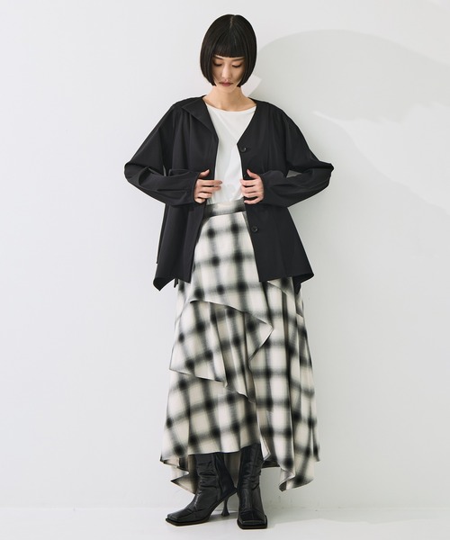 STUDIOUS(ステュディオス)の「【STUDIOUS/ステュディオス】Layered Flare Skirt/ウォッシャブル/ウエストゴム/腰回りカバー(スカート・レディース・ブラウン/ブラック/チェック・2/1)」の6枚目の写真