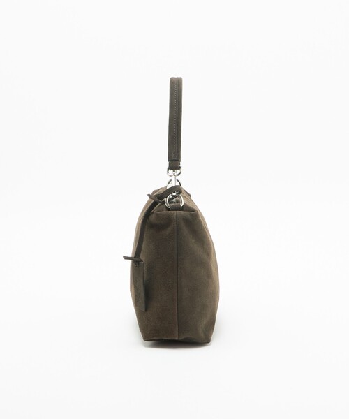 BEAUTY&YOUTH UNITED ARROWS（ビューティーアンドユースユナイテッドアローズ）の「＜LA UNIQA＞スクエア スエード バッグ（ショルダーバッグ・メンズ・ダークブラウン・FREE）」の9枚目の写真