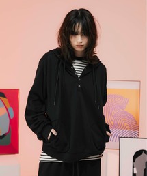 ONEVOID（ワンボイド）の「Henry neck hoodie - ヘンリーネックフーディー -（パーカー）」