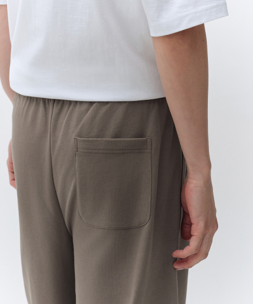 MUSINSA STANDARD（ムシンサスタンダード）の「ワンタックワイドラウンジスウェットパンツ[トープ]（スウェットパンツ・メンズ・その他・SMALL/MEDIUM/LARGE/X-LARGE/2XL）」の6枚目の写真