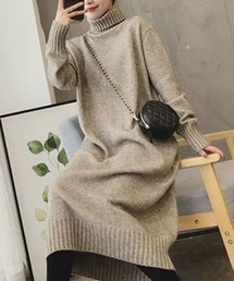 タートルネックロングニットワンピース