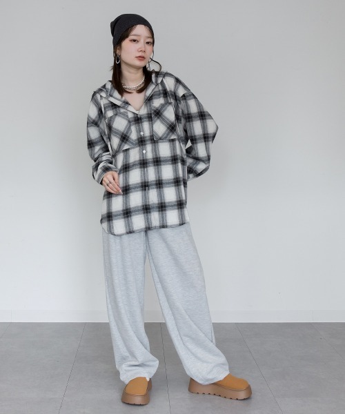 mellomela.(メロメラ)の「オーバーサイズ微起毛フードチェックシャツ(シャツ/ブラウス・レディース・ブルー系その他/ブラック/ライトブラウン/オフホワイト・FREE)」の13枚目の写真